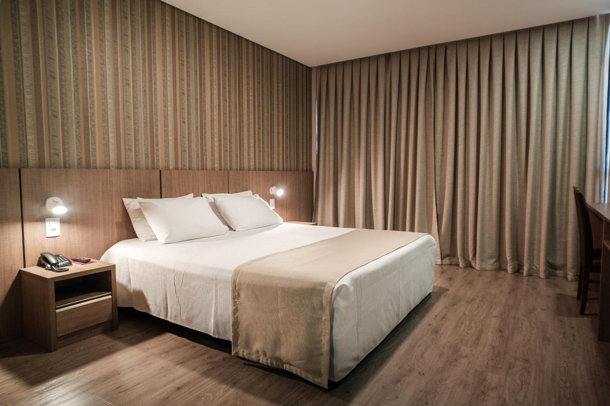 Bello Hotel 托莱多 外观 照片