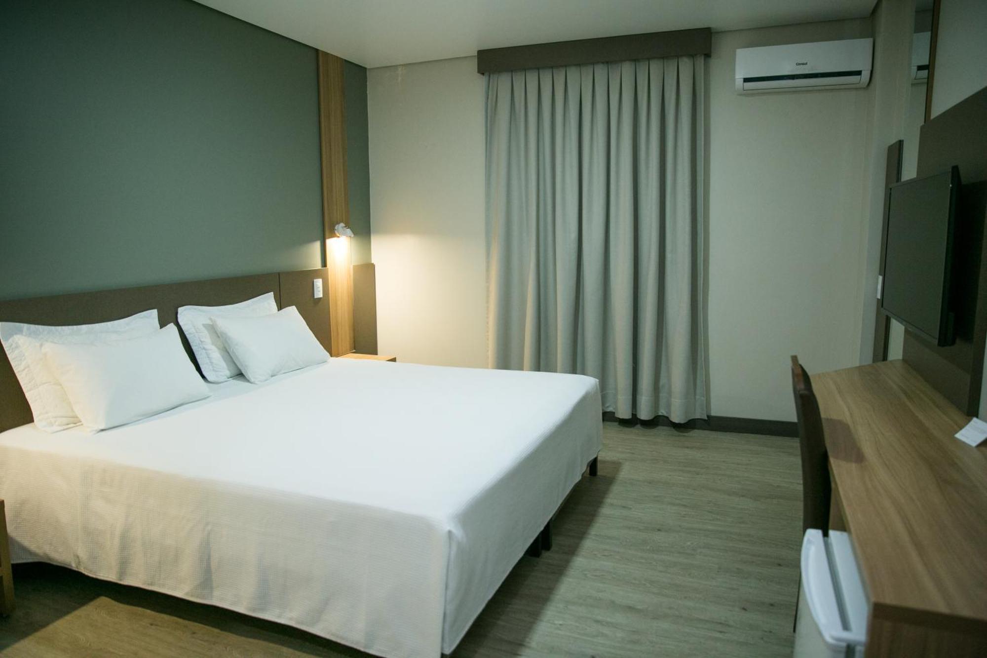 Bello Hotel 托莱多 外观 照片