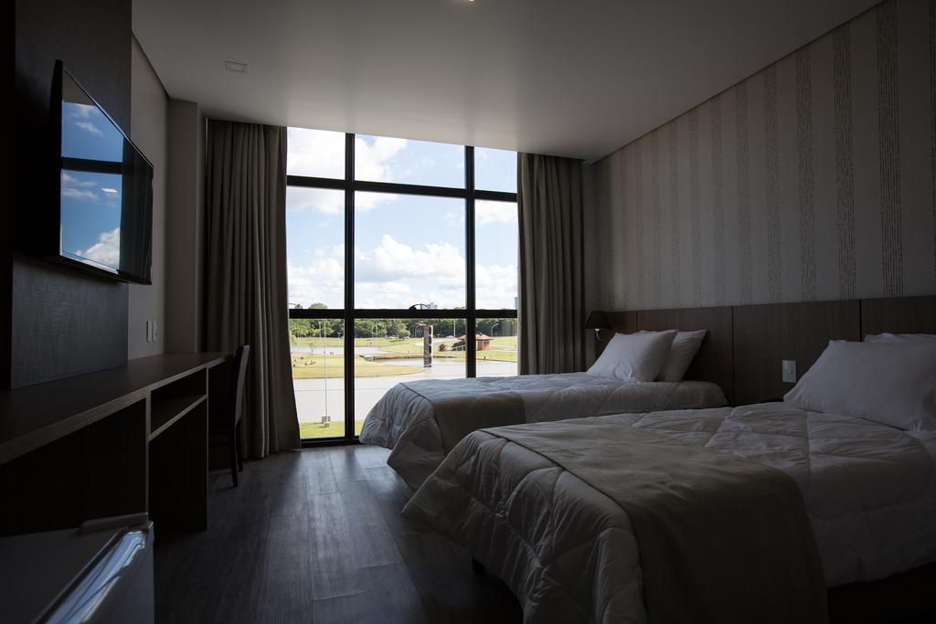 Bello Hotel 托莱多 外观 照片