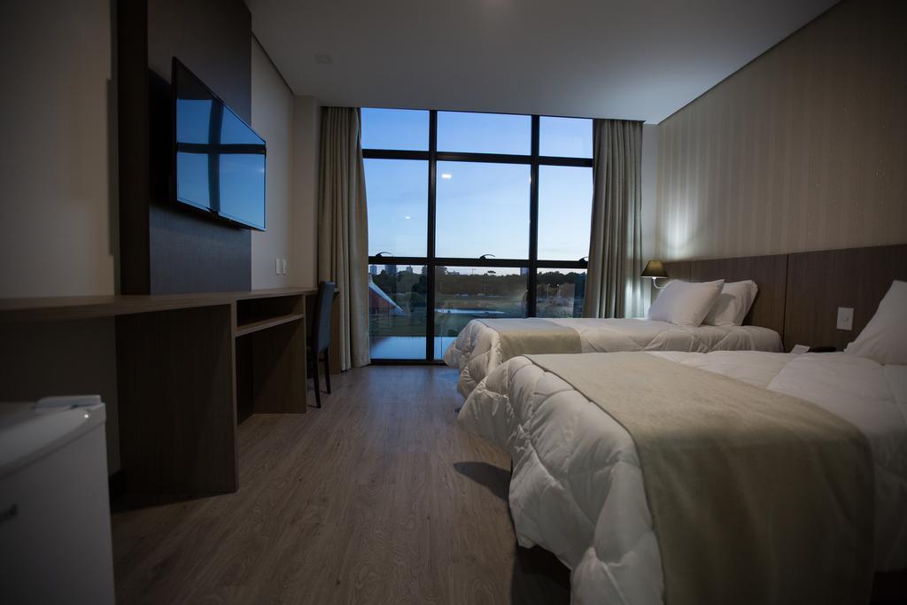 Bello Hotel 托莱多 外观 照片